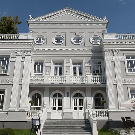 Hotel Willa Hueta Kielce Exteriér fotografie