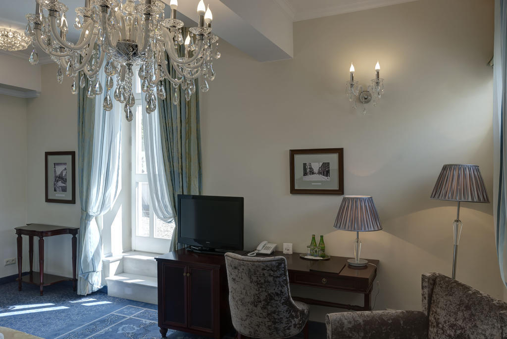 Hotel Willa Hueta Kielce Pokoj fotografie